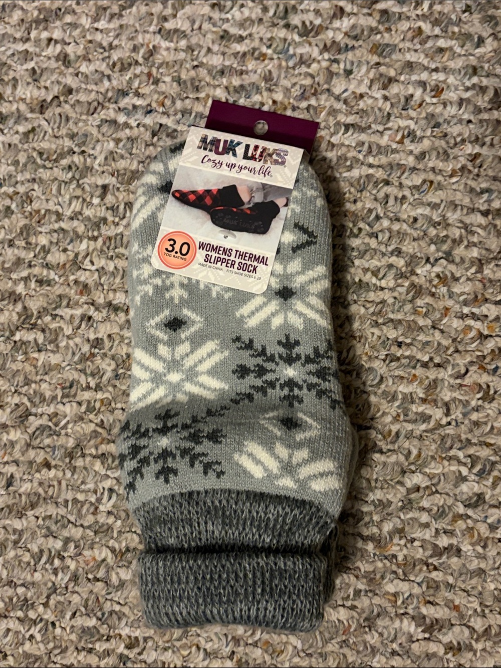 Muk Luks Gray and White Snowflake Thermal Slipper Socks